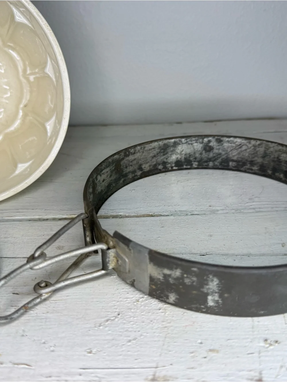 Antique Creamy White German Steam Pudding Mold w/ Tin Lid & Side Locking Latch